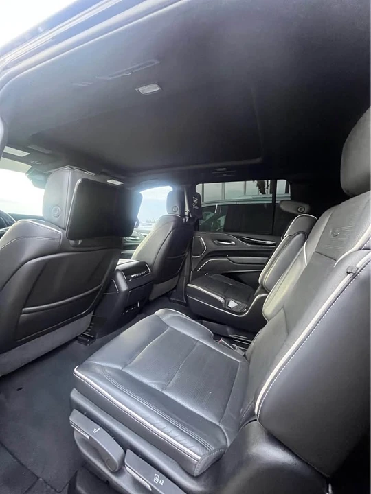 2023 Cadillac Escalade 5th Gen - Image 8 of 12