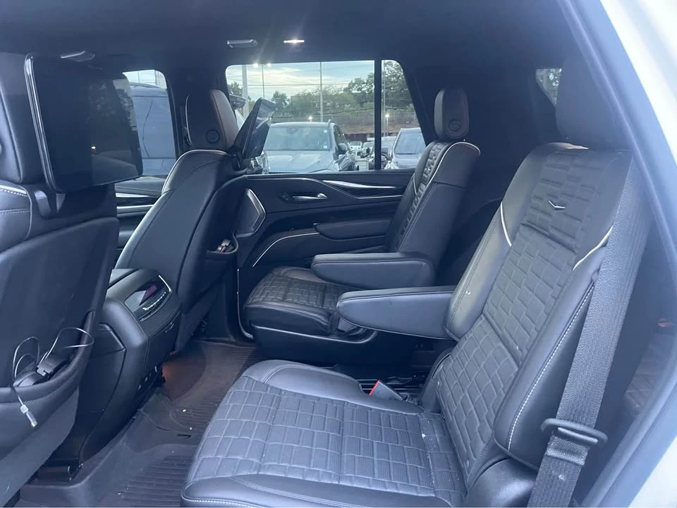 2023 Cadillac Escalade-V 5th Gen - Image 5 of 6