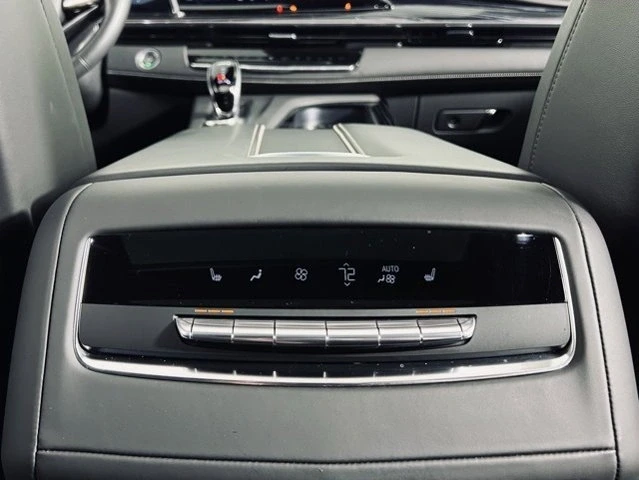 2023 Cadillac Escalade-V 5th Gen - Image 19 of 19
