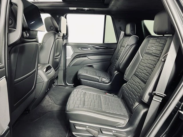 2023 Cadillac Escalade-V 5th Gen - Image 14 of 20