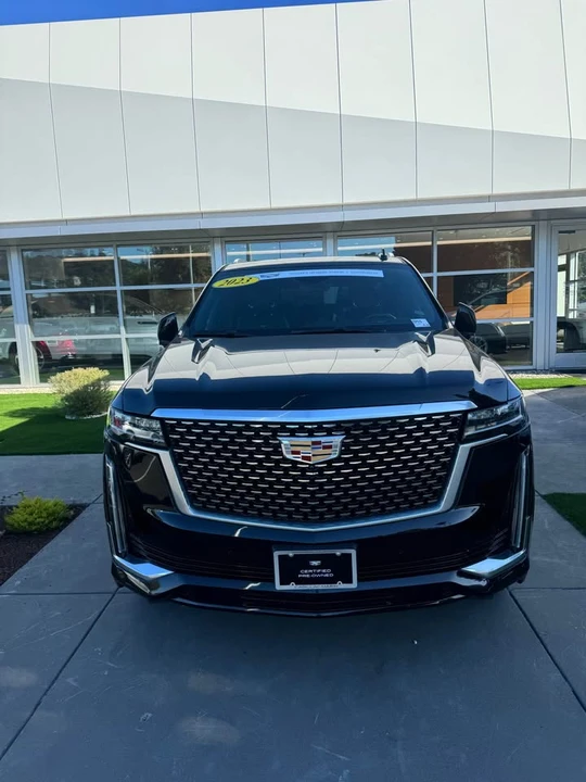 2023 Cadillac Escalade 5th Gen - Image 2 of 12