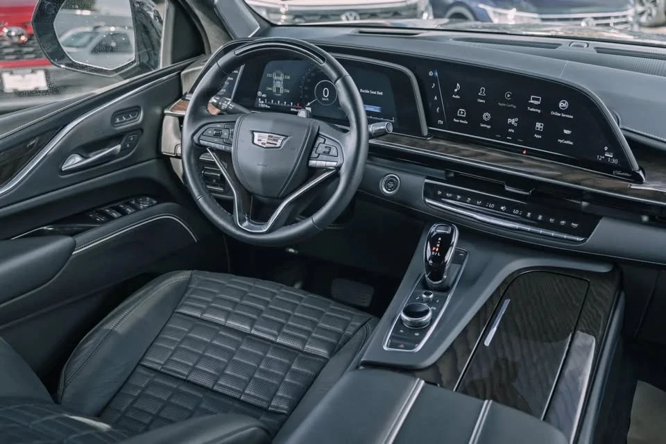 2023 Cadillac Escalade 5th Gen - Image 8 of 14