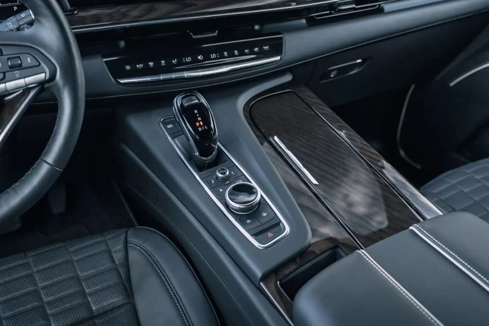 2023 Cadillac Escalade 5th Gen - Image 11 of 14