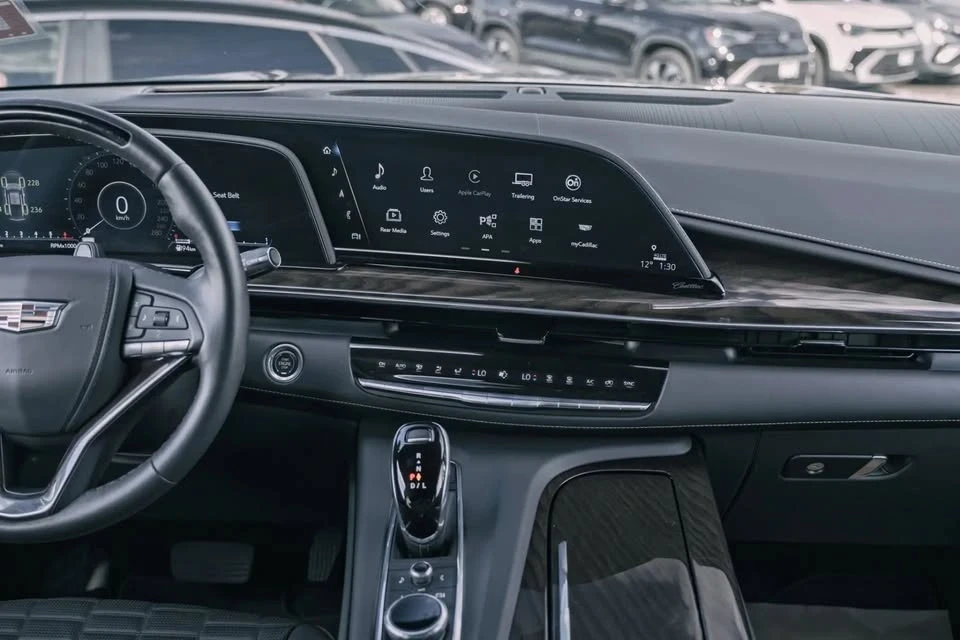 2023 Cadillac Escalade 5th Gen - Image 9 of 14