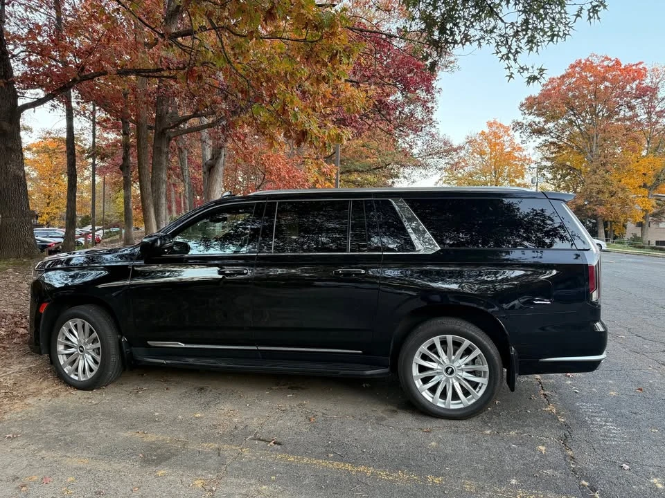 2023 Cadillac Escalade 5th Gen - Image 6 of 9