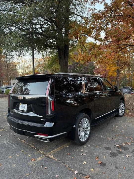 2023 Cadillac Escalade 5th Gen - Image 4 of 9