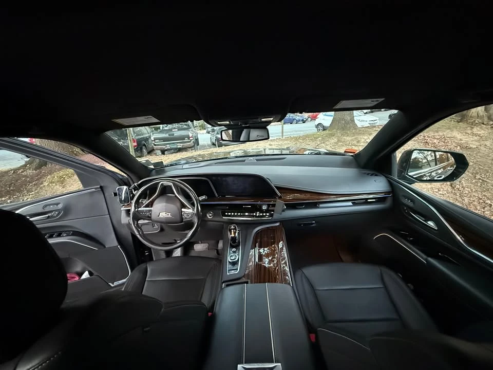 2023 Cadillac Escalade 5th Gen - Image 7 of 9