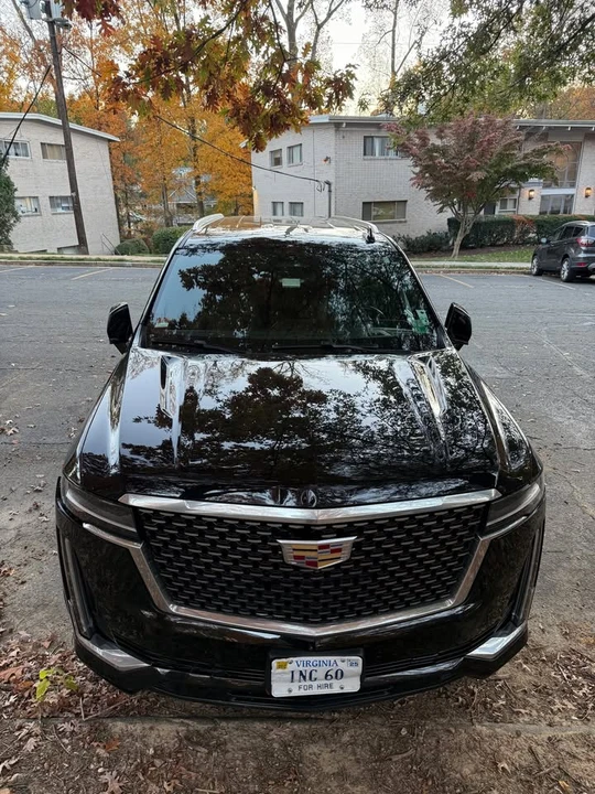 2023 Cadillac Escalade 5th Gen - Image 2 of 9
