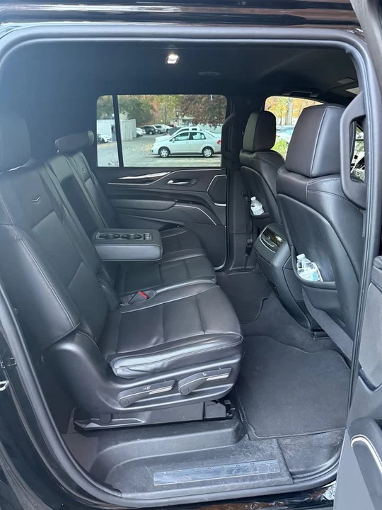 2023 Cadillac Escalade 5th Gen - Image 9 of 9