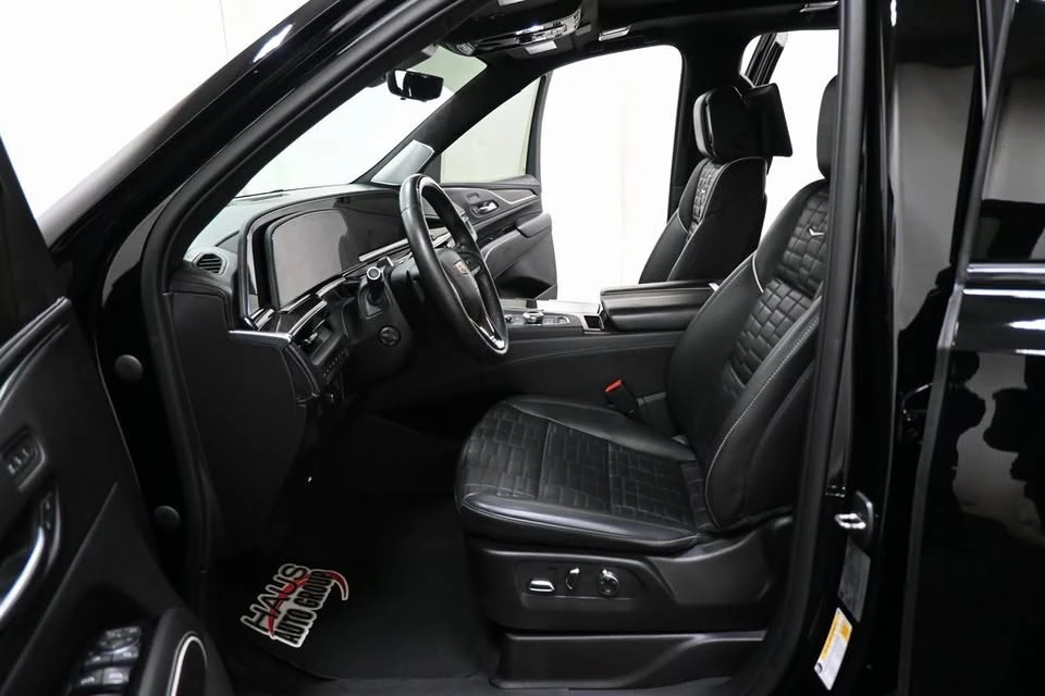 2023 Cadillac Escalade 5th Gen - Image 8 of 19