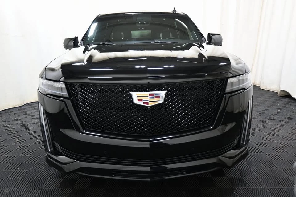 2023 Cadillac Escalade 5th Gen - Image 2 of 19