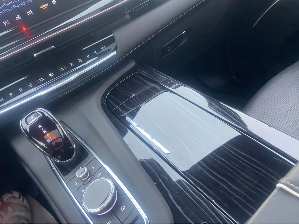 2023 Cadillac Escalade 5th Gen - Image 11 of 12