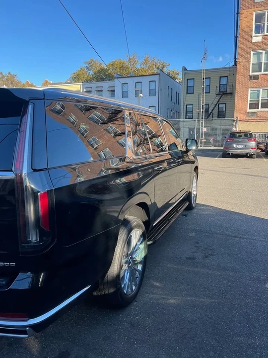 2023 Cadillac Escalade 5th Gen - Image 3 of 6
