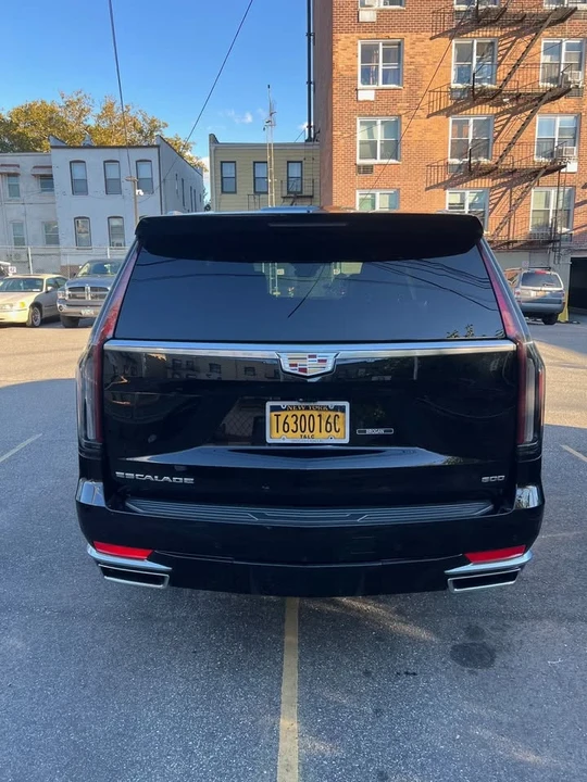 2023 Cadillac Escalade 5th Gen - Image 4 of 6