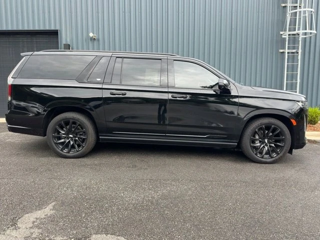 2023 Cadillac Escalade 5th Gen - Image 3 of 20