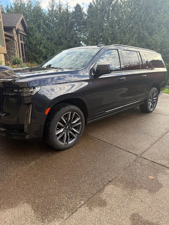 2023 Cadillac Escalade 5th Gen - Image 4 of 11
