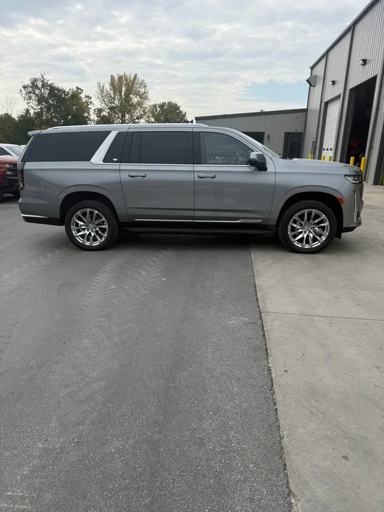 2023 Cadillac Escalade 5th Gen - Image 4 of 6