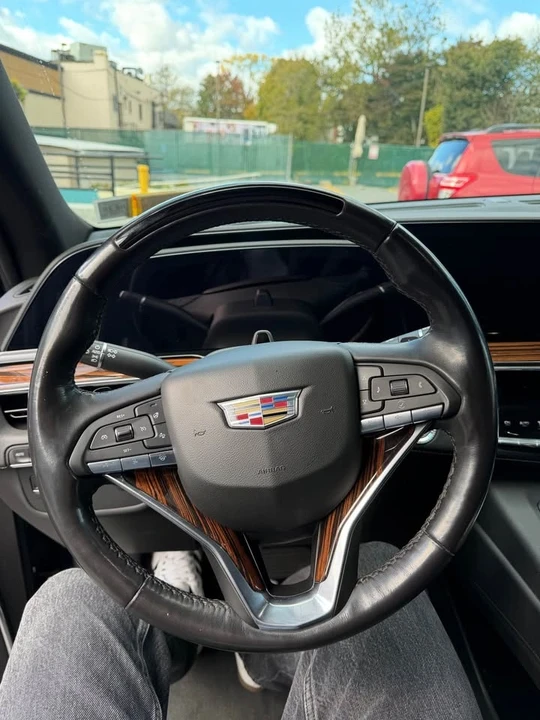 2023 Cadillac Escalade 5th Gen - Image 6 of 15