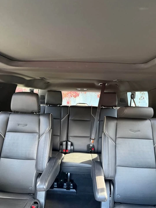 2023 Cadillac Escalade 5th Gen - Image 11 of 15
