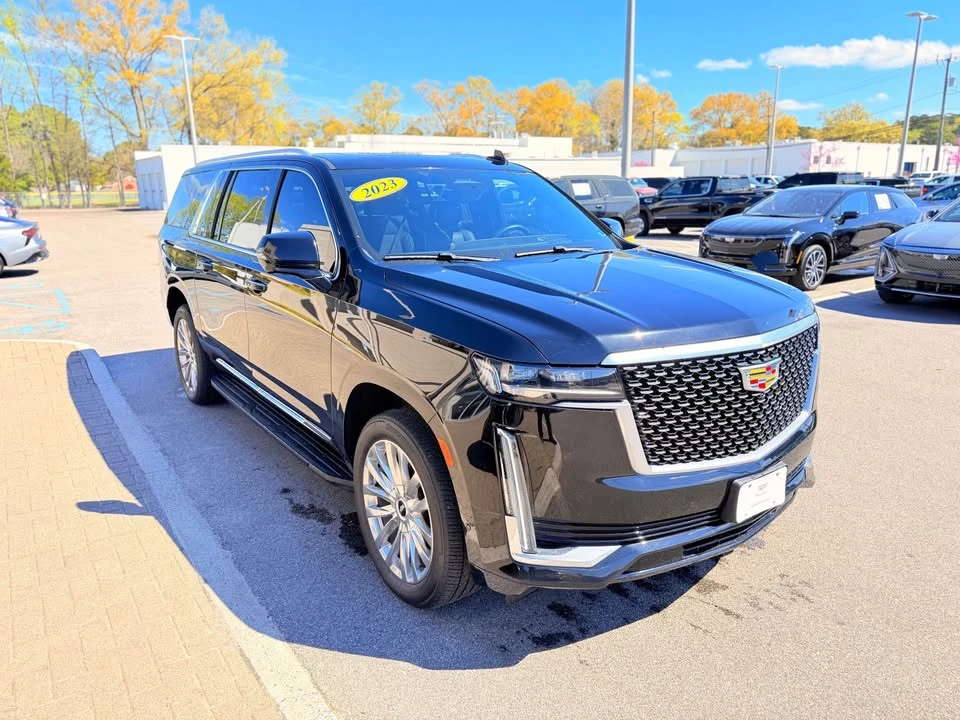 2023 Cadillac Escalade 5th Gen - Image 8 of 20