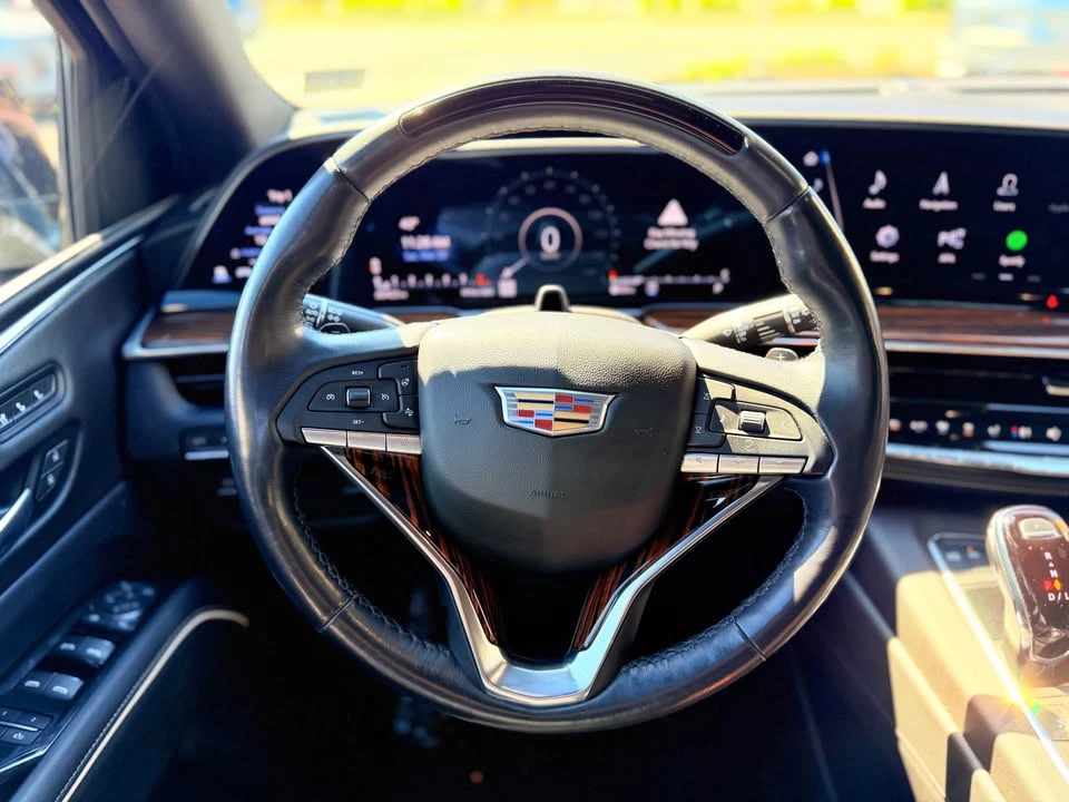 2023 Cadillac Escalade 5th Gen - Image 10 of 20
