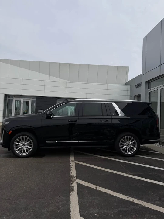2023 Cadillac Escalade 5th Gen - Image 3 of 7