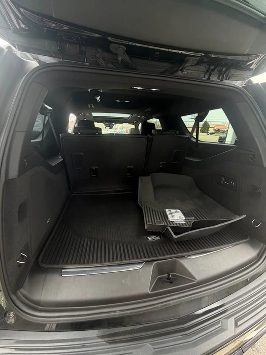 2023 Cadillac Escalade 5th Gen - Image 7 of 7