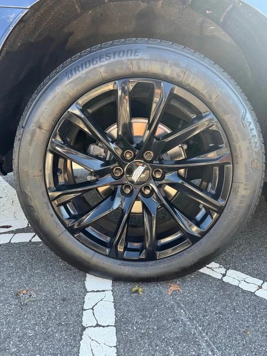 2023 Cadillac Escalade 5th Gen - Image 8 of 19