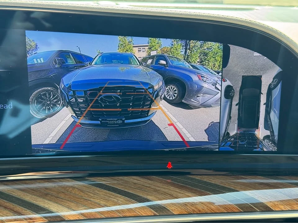 2023 Cadillac Escalade 5th Gen - Image 16 of 19