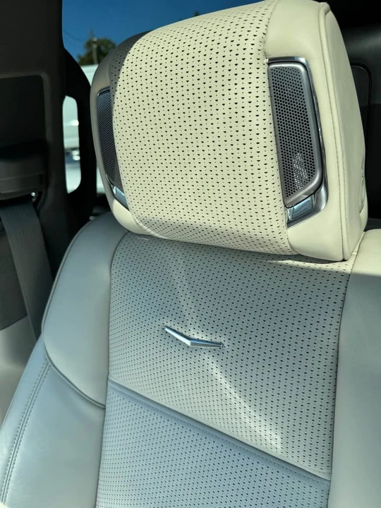 2023 Cadillac Escalade 5th Gen - Image 10 of 19