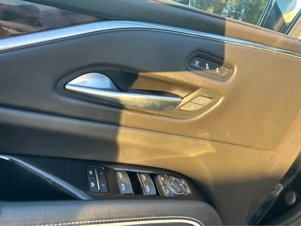 2023 Cadillac Escalade 5th Gen - Image 7 of 16