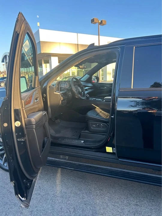 2023 Cadillac Escalade 5th Gen - Image 6 of 16