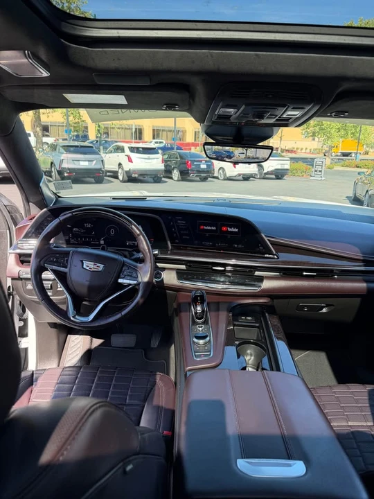 2023 Cadillac Escalade 5th Gen - Image 11 of 19