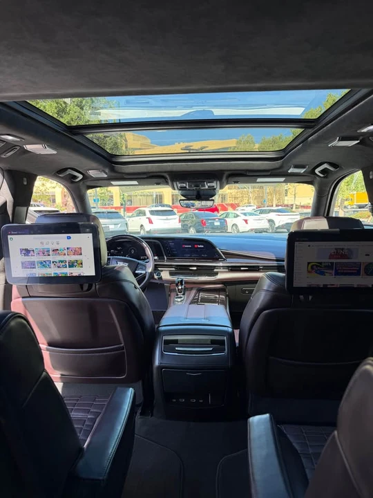 2023 Cadillac Escalade 5th Gen - Image 16 of 19