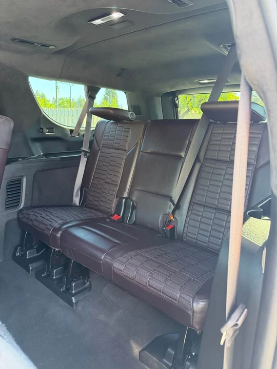 2023 Cadillac Escalade 5th Gen - Image 15 of 19