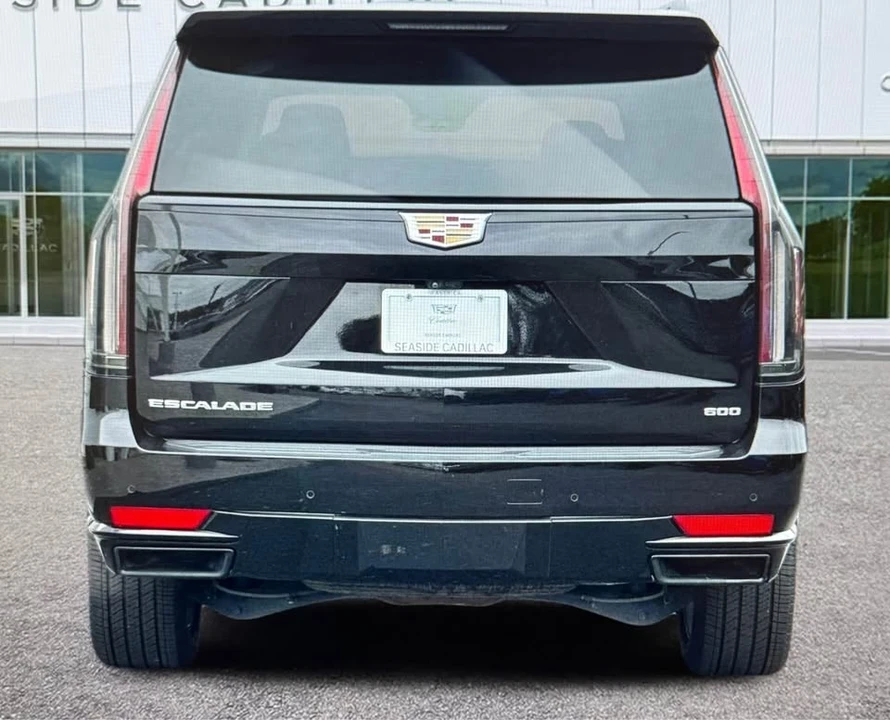 2023 Cadillac Escalade 5th Gen - Image 4 of 10