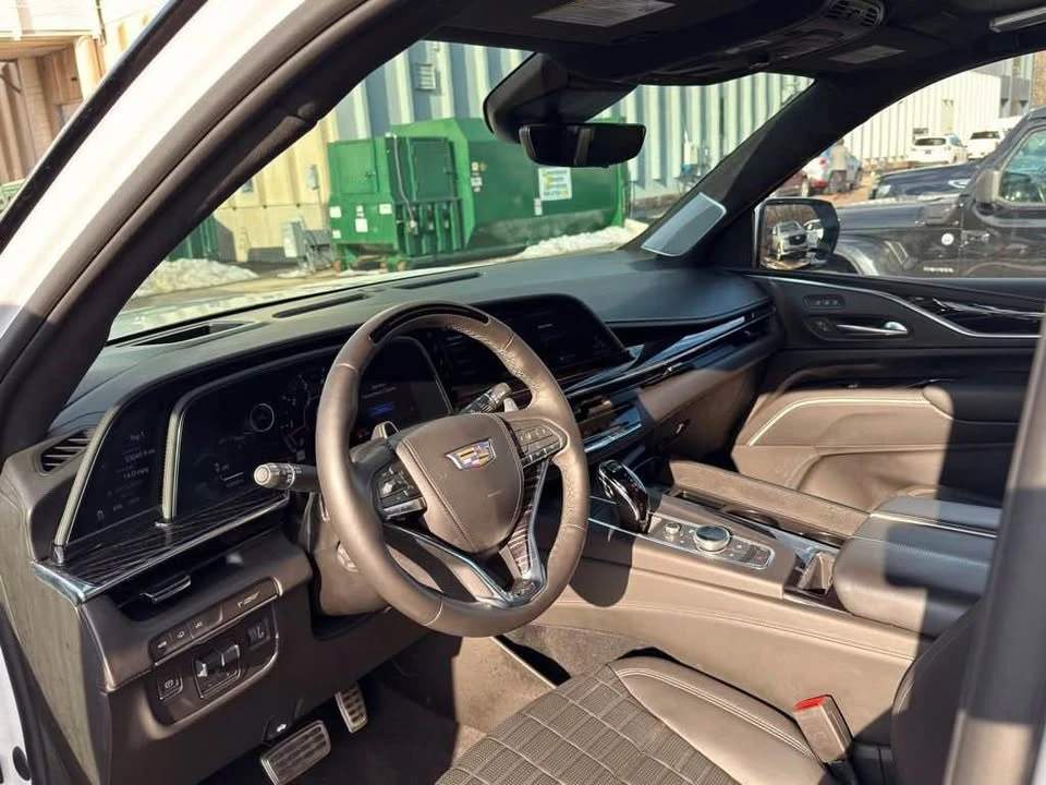 2023 Cadillac Escalade-V 5th Gen - Image 12 of 20