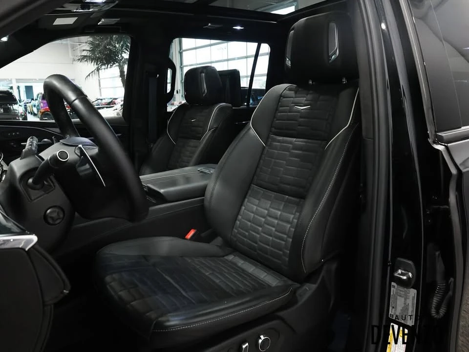 2023 Cadillac Escalade-V 5th Gen - Image 15 of 20