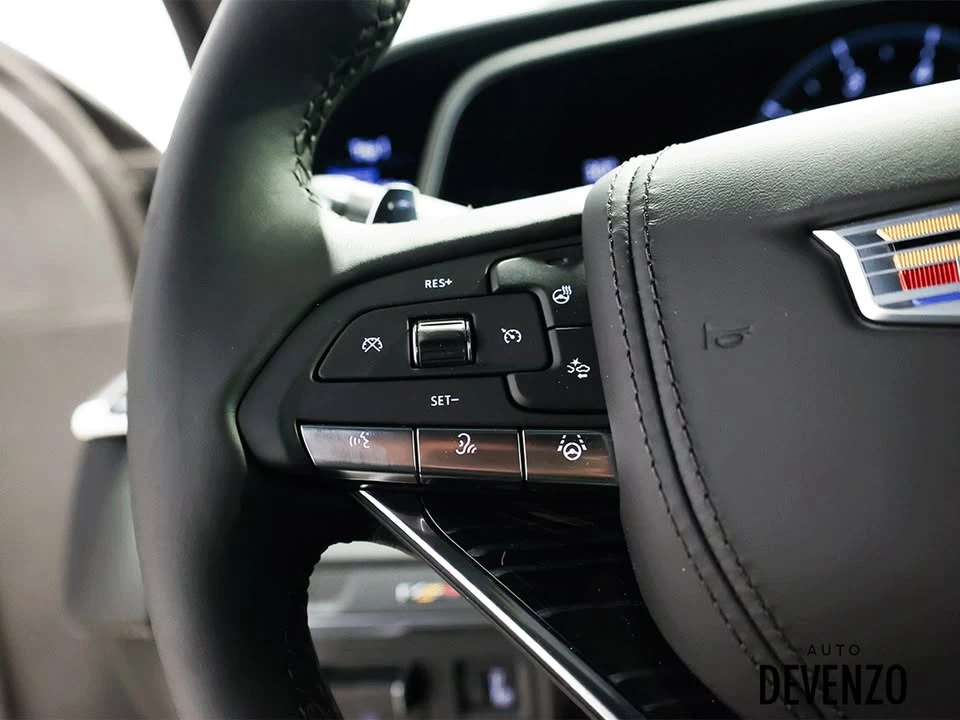 2023 Cadillac Escalade-V 5th Gen - Image 16 of 17