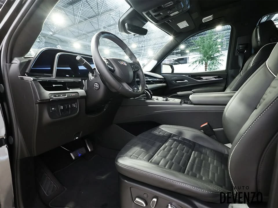 2023 Cadillac Escalade-V 5th Gen - Image 14 of 17