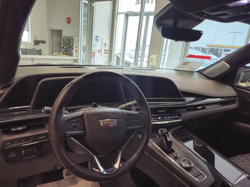 2023 Cadillac Escalade-V 5th Gen - Image 18 of 20