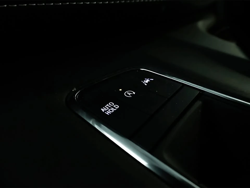 2023 Cadillac Escalade 5th Gen - Image 16 of 17