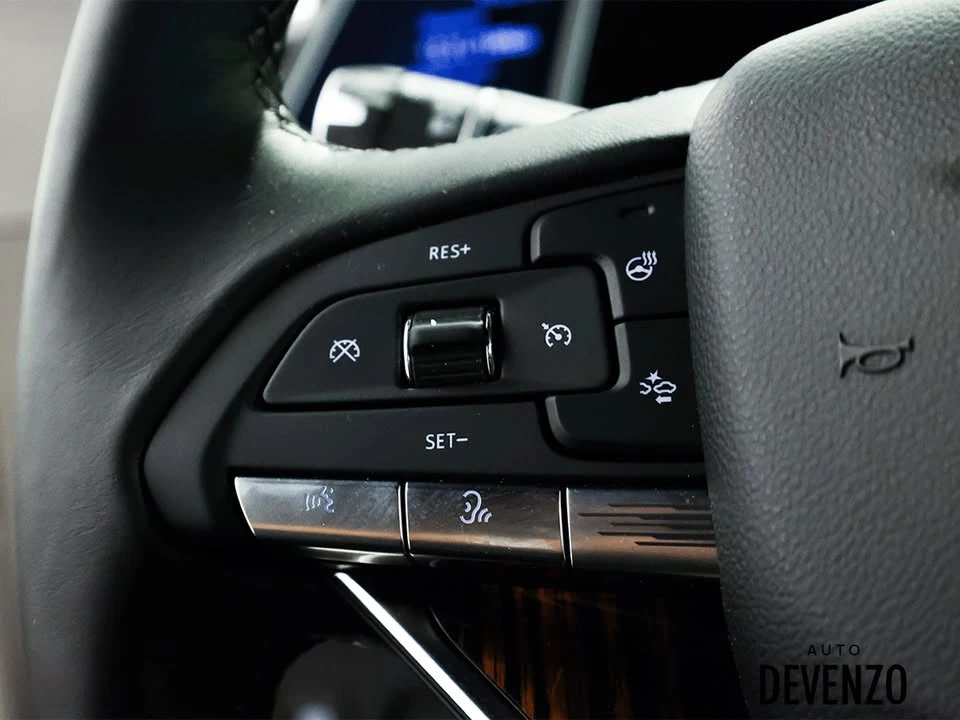 2023 Cadillac Escalade 5th Gen - Image 10 of 17