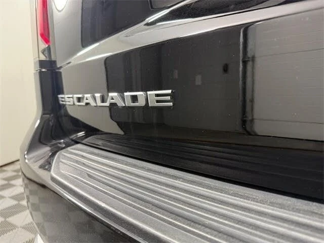 2023 Cadillac Escalade 5th Gen - Image 5 of 19
