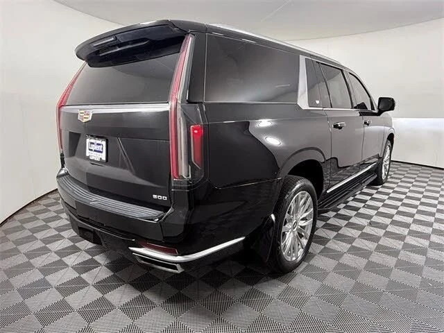 2023 Cadillac Escalade 5th Gen - Image 3 of 19