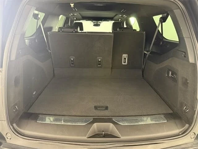 2023 Cadillac Escalade 5th Gen - Image 7 of 19
