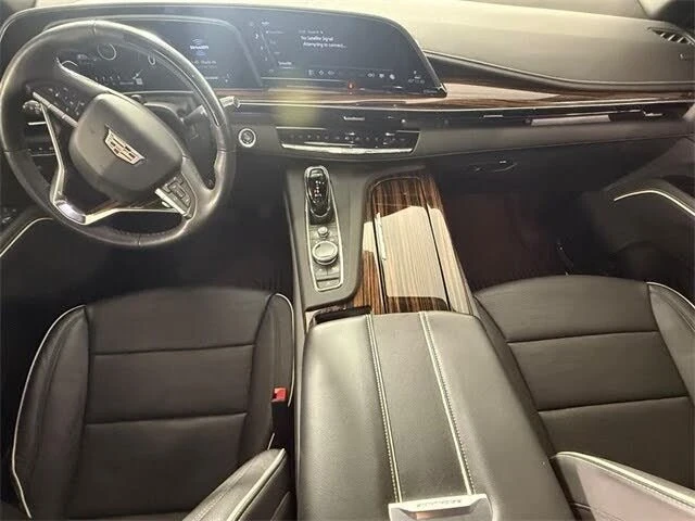 2023 Cadillac Escalade 5th Gen - Image 18 of 19