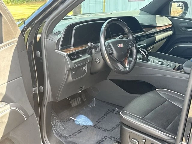 2023 Cadillac Escalade 5th Gen - Image 12 of 20
