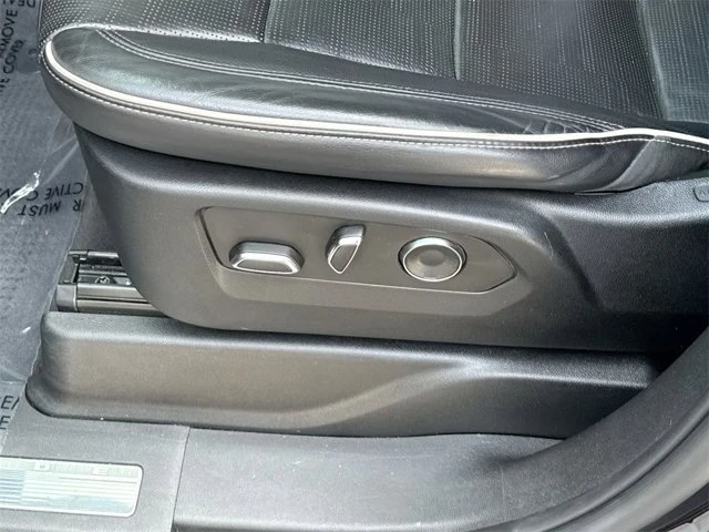 2023 Cadillac Escalade 5th Gen - Image 13 of 20