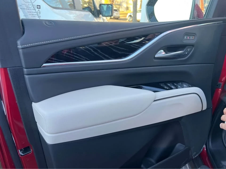 2023 Cadillac Escalade 5th Gen - Image 17 of 17